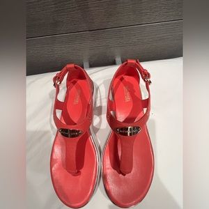 Michael Kors sandals in coral and white size 8